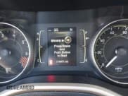 ✅ 2014 Jeep Cherokee Latitude • VIN: 1C4PJMCB2EW197404 • Lot: 43795406. Wystawiony na IAAI z przebiegiem 116 471 mil. Bezpłatny archiwum sprzedaży aukcyjnych z USA i szczegółowy raport historii pojazdu na DreamBid. Zdjęcie 7.