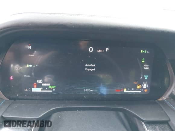 2022 Jeep Grand Cherokee Trailhawk with VIN 1C4RJYC69N8756423, listed as a IAAI auction lot 41947812 with 9,770 mi miles and . Bid and sale history available at DreamBid. Image 7.