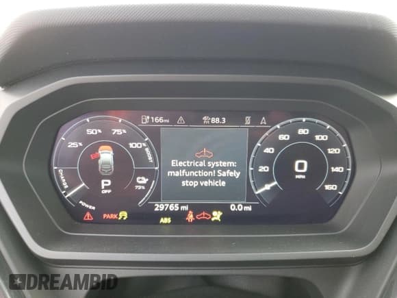 ✅ 2023 Audi Q4 e-tron Sportback Prestige • VIN: WA142BFZ1PP019133 • Лот: 84963714. Опубликован ранее на Copart с пробегом 29 765 миль. Бесплатный доступ к архиву аукционных продаж из США и подробный отчёт об истории автомобиля на DreamBid. Изображение 9.