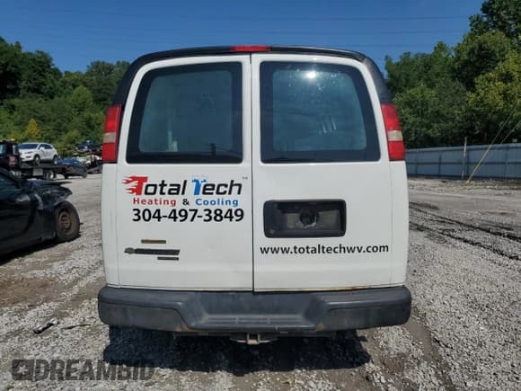 ✅ 2013 Chevrolet Express Cargo • VIN: 1GCWGFCG6D1159039 • Lot: 68157475. Listed on Copart with 253,376 mi. Free auction sales archive from the USA and detailed vehicle history report at DreamBid. Image 6.