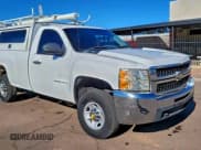 ✅ 2008 Chevrolet Silverado 2500HD Work Truck • VIN: 1GCHC24K38E164794 • Лот: 96022725. Опубликован ранее на Copart с пробегом 170 832 миль. Бесплатный доступ к архиву аукционных продаж из США и подробный отчёт об истории автомобиля на DreamBid. Изображение 1.