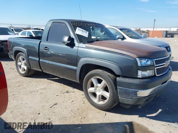 ✅ 2003 Chevrolet Silverado 1500 Work Truck • VIN: 1GCEC14X43Z124654 • Лот: 41656014. Опубликован ранее на IAAI с пробегом 188 379 миль. Бесплатный доступ к архиву аукционных продаж из США и подробный отчёт об истории автомобиля на DreamBid. Изображение 1.