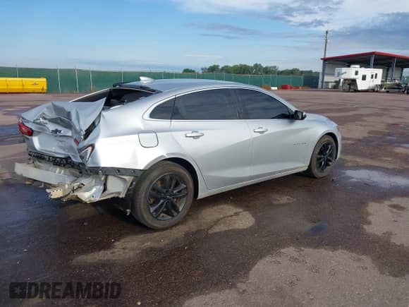 2017 Chevrolet Malibu LT с VIN 1G1ZE5ST0HF153766, выставлен на аукционе IAAI как лот 43005069 с пробегом 139 284 миль миль и . История ставок и продаж доступна на DreamBid. Изображение 4.