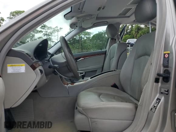 ✅ 2005 Mercedes-Benz E 320 CDI • VIN: WDBUF26J25A670032 • Лот: 71183025. Опубликован ранее на Copart с пробегом 96 988 миль. Бесплатный доступ к архиву аукционных продаж из США и подробный отчёт об истории автомобиля на DreamBid. Изображение 7.