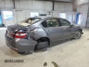 ✅ 2017 Honda Accord • VIN: JHMCR6F35HC021314 • Lot: 90271245. Wystawiony na Copart z przebiegiem 78 808 mil. Bezpłatny archiwum sprzedaży aukcyjnych z USA i szczegółowy raport historii pojazdu na DreamBid. Zdjęcie 3.