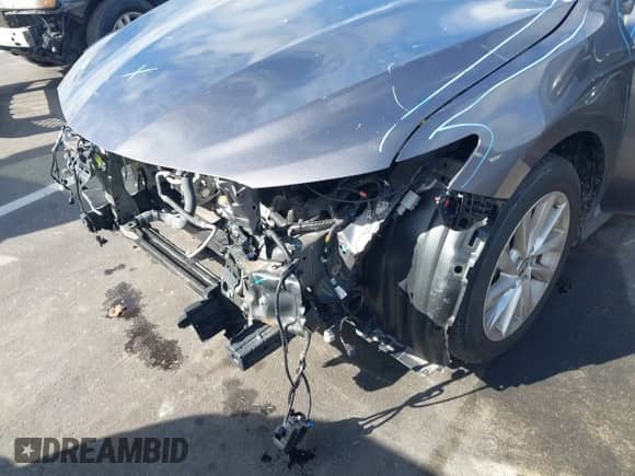 2023 Toyota Camry LE z VIN 4T1C11AK0PU822103, wystawiony jako IAAI lot #43244981 z przebiegiem 43 778 mil mil oraz . Historia ofert i sprzedaży dostępna na DreamBid. Obrazek 19.