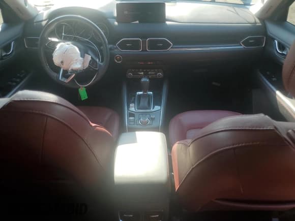 ✅ 2021 Mazda CX-5 Carbon Edition • VIN: JM3KFBCY7M0453842 • Лот: 84977175. Опубликован ранее на Copart с пробегом 50 274 миль. Бесплатный доступ к архиву аукционных продаж из США и подробный отчёт об истории автомобиля на DreamBid. Изображение 8.