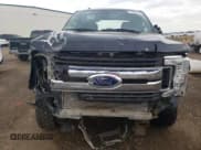 ✅ 2018 Ford F-350 XL • VIN: 1FT8W3BT9JEC32983 • Lot: 71180914. Wystawiony na Copart z przebiegiem Nie podano. Bezpłatny archiwum sprzedaży aukcyjnych z USA i szczegółowy raport historii pojazdu na DreamBid. Zdjęcie 5.