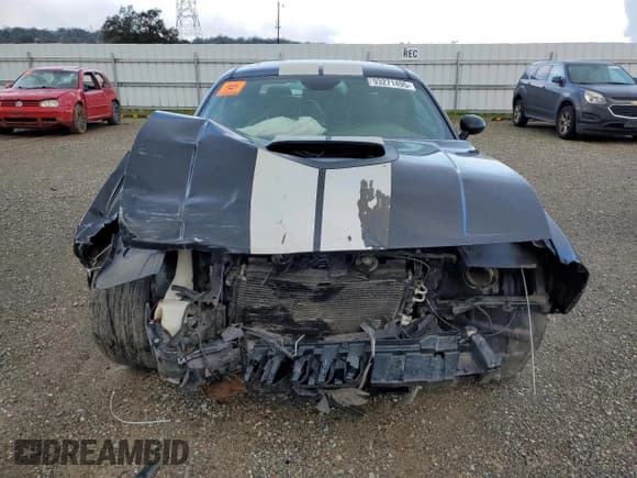 ✅ 2016 Dodge Challenger R/T Scat Pack • VIN: 2C3CDZFJ1GH279121 • Lot: 93271495. Wystawiony na Copart z przebiegiem 96 925 mil. Bezpłatny archiwum sprzedaży aukcyjnych z USA i szczegółowy raport historii pojazdu na DreamBid. Zdjęcie 5.