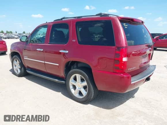 2011 Chevrolet Tahoe LTZ с VIN 1GNSKCE02BR275520, выставлен на аукционе IAAI как лот 42849224 с пробегом 131 501 миль миль и . История ставок и продаж доступна на DreamBid. Изображение 3.