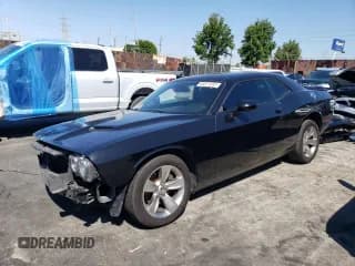 ✅ 2018 Dodge Challenger SXT Plus • VIN: 2C3CDZAG0JH302908 • Lot: 65071233. Wystawiony na Copart z przebiegiem 62 101 mil. Bezpłatny archiwum sprzedaży aukcyjnych z USA i szczegółowy raport historii pojazdu na DreamBid. Zdjęcie 1.