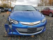 ✅ 2017 Chevrolet Volt LT • VIN: 1G1RC6S54HU141208 • Lot: 91365765. Wystawiony na Copart z przebiegiem 73 624 mil. Bezpłatny archiwum sprzedaży aukcyjnych z USA i szczegółowy raport historii pojazdu na DreamBid. Zdjęcie 5.