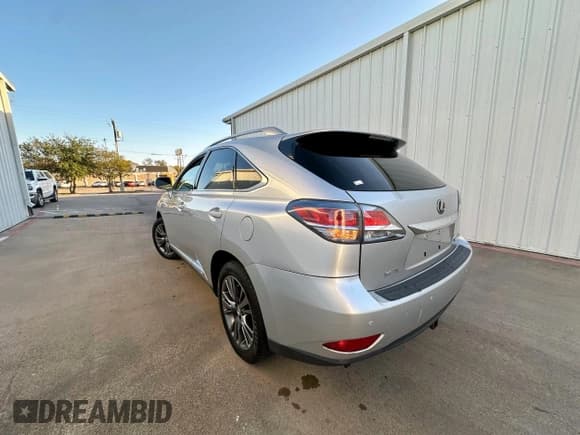 ✅ 2014 Lexus RX 450h • VIN: JTJBC1BA0E2068092 • Lot: 92743165. Wystawiony na Copart z przebiegiem 213 784 mil. Bezpłatny archiwum sprzedaży aukcyjnych z USA i szczegółowy raport historii pojazdu na DreamBid. Zdjęcie 3.