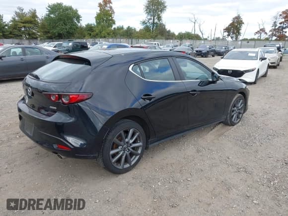 ✅ 2021 Mazda 3 Select • VIN: JM1BPAKL8M1339512 • Lot: 43406596. Listed on IAAI with 65,009 mi. Free auction sales archive from the USA and detailed vehicle history report at DreamBid. Image 4.