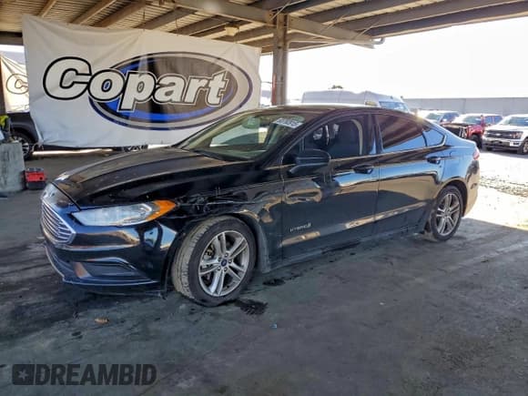✅ 2018 Ford Fusion SE • VIN: 3FA6P0LU8JR131947 • Lot: 93783915. Wystawiony na Copart z przebiegiem 155 927 mil. Bezpłatny archiwum sprzedaży aukcyjnych z USA i szczegółowy raport historii pojazdu na DreamBid. Zdjęcie 1.