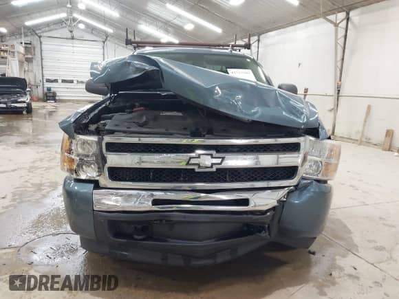 ✅ 2011 Chevrolet Silverado 1500 LS • VIN: 1GCRKREA8BZ268901 • Lot: 42717299. Wystawiony na IAAI z przebiegiem 117 725 mil mil. Skorzystaj z bezpłatnego archiwum sprzedaży aukcyjnych z USA i zobacz szczegółowy raport historii pojazdu na DreamBid. Zdjęcie 12.