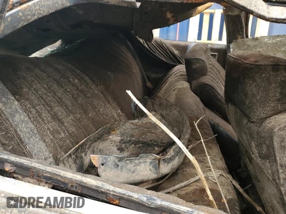 ✅ 1994 Oldsmobile Cutlass Ciera S • VIN: 1G3AG55M9R6363464 • Lot: 54226434. Wystawiony na Copart z przebiegiem Nie podano. Bezpłatny archiwum sprzedaży aukcyjnych z USA i szczegółowy raport historii pojazdu na DreamBid. Zdjęcie 10.