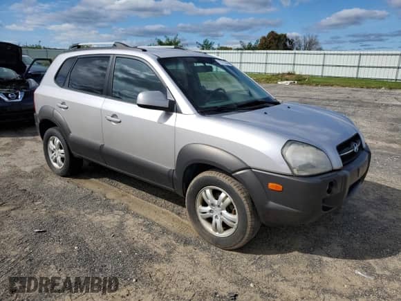 2006 Hyundai Tucson GLS with VIN KM8JN72DX6U308336, listed as a Copart auction lot 72751384 with 177,227 mi miles and Clean title. Bid and sale history available at DreamBid. Image 4.