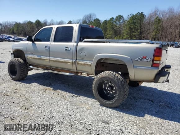 ✅ 2001 Chevrolet Silverado 2500HD LT3 • VIN: 1GCHK23G41F202470 • Lot: 45496705. Listed on Copart with 162,227 mi. Free auction sales archive from the USA and detailed vehicle history report at DreamBid. Image 2.