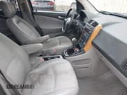 ✅ 2006 Saturn VUE • VIN: 5GZCZ63406S814777 • Lot: 41553242. Wystawiony na IAAI z przebiegiem 236 037 mil. Bezpłatny archiwum sprzedaży aukcyjnych z USA i szczegółowy raport historii pojazdu na DreamBid. Zdjęcie 5.