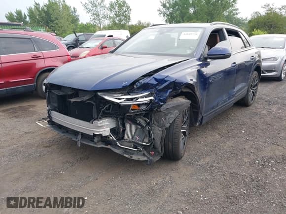 ✅ 2020 Audi Q8 Premium Plus • VIN: WA1EVBF16LD001650 • Lot: 42849728. Listed on IAAI with 57,680 mi. Free auction sales archive from the USA and detailed vehicle history report at DreamBid. Image 6.