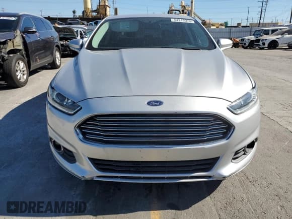 ✅ 2015 Ford Fusion SE Luxury • VIN: 3FA6P0PU0FR128736 • Лот: 84243075. Опубликован ранее на Copart с пробегом 142 682 миль. Бесплатный доступ к архиву аукционных продаж из США и подробный отчёт об истории автомобиля на DreamBid. Изображение 5.