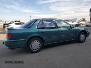 ✅ 1992 Honda Accord • VIN: 1HGCB7573NA197464 • Lot: 45957645. Listed on Copart with 376,657 mi. Free auction sales archive from the USA and detailed vehicle history report at DreamBid. Image 3.