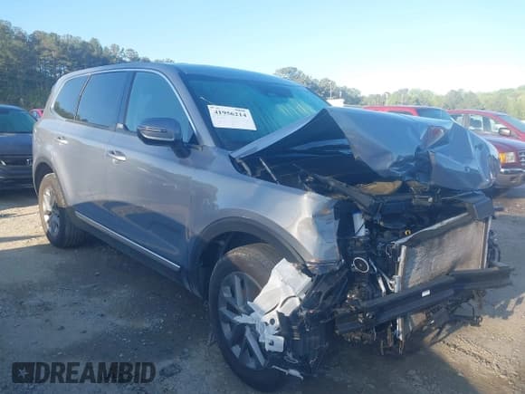 ✅ 2023 Kia Telluride LX • VIN: 5XYP24GC9PG385109 • Lot: 41956214. Listed on IAAI with 40,923 mi. Free auction sales archive from the USA and detailed vehicle history report at DreamBid. Image 1.