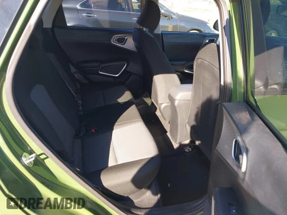 ✅ 2021 Kia Soul S • VIN: KNDJ23AU5M7130970 • Lot: 43427163. Listed on IAAI with 24,342 mi. Free auction sales archive from the USA and detailed vehicle history report at DreamBid. Image 8.