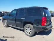 ✅ 2008 GMC Yukon SLT 4SA • VIN: 1GKFC13J38R135268 • Lot: 43620899. Listed on IAAI with 266,388 mi. Free auction sales archive from the USA and detailed vehicle history report at DreamBid. Image 14.