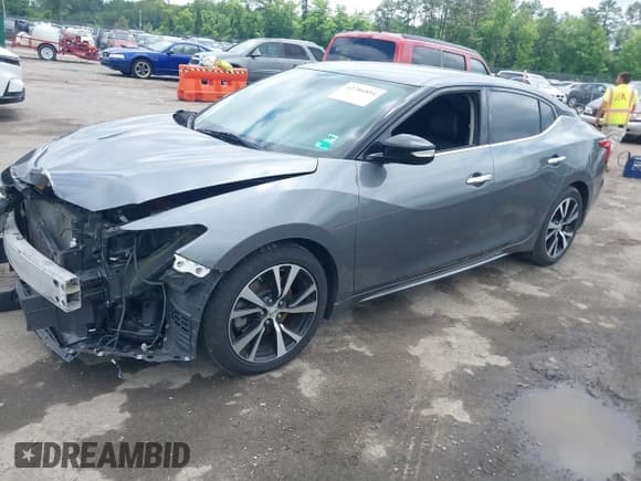 ✅ 2018 Nissan Maxima SV • VIN: 1N4AA6AP9JC397763 • Lot: 42286894. Listed on IAAI with 81,116 mi. Free auction sales archive from the USA and detailed vehicle history report at DreamBid. Image 2.