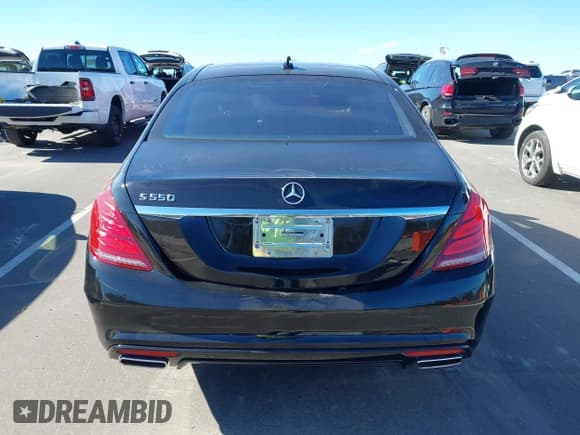 ✅ 2015 Mercedes-Benz S 550 • VIN: WDDUG8CBXFA196384 • Lot: 43575319. Listed on IAAI with 47,032 mi. Free auction sales archive from the USA and detailed vehicle history report at DreamBid. Image 16.