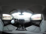 ✅ 2018 Chevrolet Colorado 2WD Work Truck • VIN: 1GCGSBEA3J1270776 • Lot: 43603450. Wystawiony na IAAI z przebiegiem 47 507 mil. Bezpłatny archiwum sprzedaży aukcyjnych z USA i szczegółowy raport historii pojazdu na DreamBid. Zdjęcie 19.