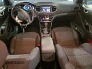 ✅ 2018 Hyundai Ioniq SEL • VIN: KMHC75LC9JU091710 • Lot: 42164785. Wystawiony na Copart z przebiegiem 236 849 mil. Bezpłatny archiwum sprzedaży aukcyjnych z USA i szczegółowy raport historii pojazdu na DreamBid. Zdjęcie 8.