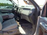 ✅ 2014 Ford F-250 XL • VIN: 1FT7X2B62EEA91113 • Lot: 42558495. Listed on IAAI with 313,661 mi. Free auction sales archive from the USA and detailed vehicle history report at DreamBid. Image 5.