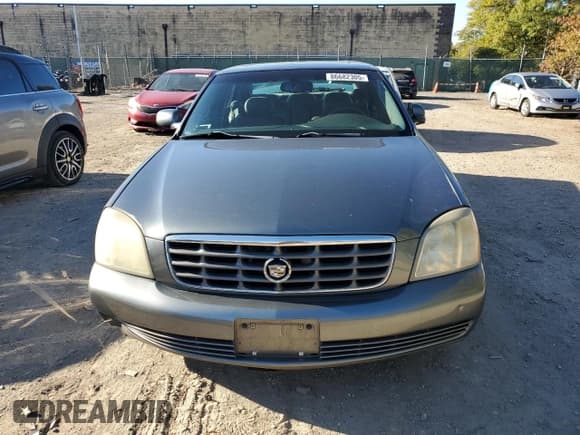 ✅ 2004 Cadillac DeVille • VIN: 1G6KD54Y44U200245 • Lot: 86682305. Wystawiony na Copart z przebiegiem 121 348 mil. Bezpłatny archiwum sprzedaży aukcyjnych z USA i szczegółowy raport historii pojazdu na DreamBid. Zdjęcie 5.