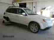 2013 Subaru Forester X Premium z VIN JF2SHADC7DH433383, wystawiony jako Copart lot #86993955 z przebiegiem 139 236 mil mil oraz Szkoda całkowita • Salvage title. Historia ofert i sprzedaży dostępna na DreamBid. Obrazek 4.