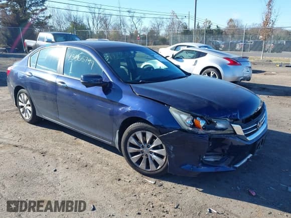 ✅ 2013 Honda Accord EX • VIN: 1HGCR2F72DA075920 • Lot: 43665799. Listed on IAAI with 165,244 mi. Free auction sales archive from the USA and detailed vehicle history report at DreamBid. Image 1.