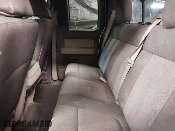 ✅ 2010 Ford F-150 XL • VIN: 1FTEX1EW8AFC67521 • Lot: 41408030. Listed on IAAI with 137,121 mi. Free auction sales archive from the USA and detailed vehicle history report at DreamBid. Image 8.