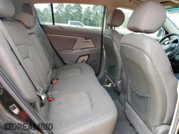 ✅ 2012 Kia Sportage LX • VIN: KNDPBCA29C7250911 • Лот: 57333445. Опубликован ранее на Copart с пробегом 216 905 миль. Бесплатный доступ к архиву аукционных продаж из США и подробный отчёт об истории автомобиля на DreamBid. Изображение 10.