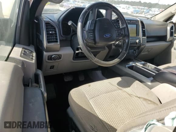 ✅ 2017 Ford F-150 XLT • VIN: 1FTFX1EF9HKE57074 • Lot: 91028605. Listed on Copart with 131,887 mi. Free auction sales archive from the USA and detailed vehicle history report at DreamBid. Image 8.