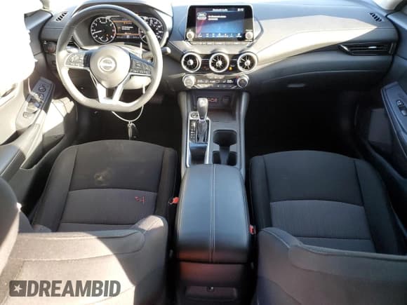 ✅ 2024 Nissan Sentra SV • VIN: 3N1AB8CV6RY320207 • Лот: 84910125. Опубликован ранее на Copart с пробегом 4 078 миль. Бесплатный доступ к архиву аукционных продаж из США и подробный отчёт об истории автомобиля на DreamBid. Изображение 8.