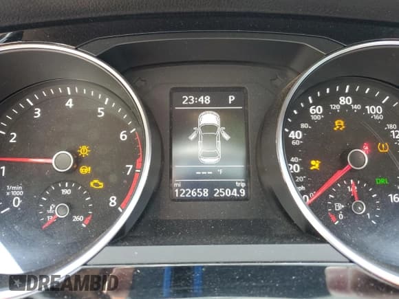 ✅ 2015 Volkswagen Jetta GLI SE • VIN: 3VW4T7AJ5FM413057 • Lot: 84270405. Listed on Copart with 122,658 mi. Free auction sales archive from the USA and detailed vehicle history report at DreamBid. Image 9.