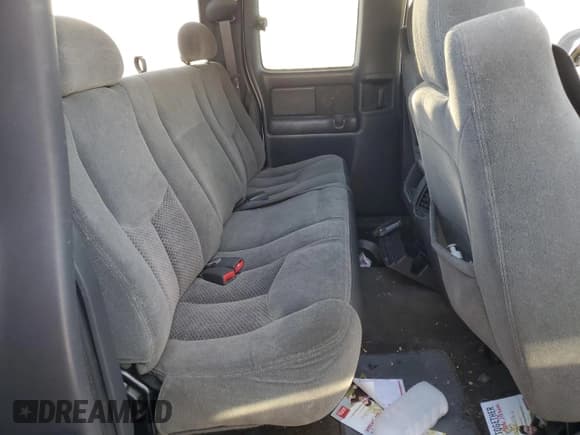 ✅ 2003 Chevrolet Silverado 2500HD LS • VIN: 1GCHK29U23E350574 • Lot: 83432514. Wystawiony na Copart z przebiegiem Nie podano. Bezpłatny archiwum sprzedaży aukcyjnych z USA i szczegółowy raport historii pojazdu na DreamBid. Zdjęcie 10.