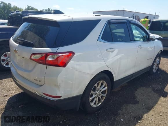✅ 2019 Chevrolet Equinox LT • VIN: 3GNAXUEV2KL197410 • Lot: 43131703. Wystawiony na IAAI z przebiegiem 115 594 mil. Bezpłatny archiwum sprzedaży aukcyjnych z USA i szczegółowy raport historii pojazdu na DreamBid. Zdjęcie 4.