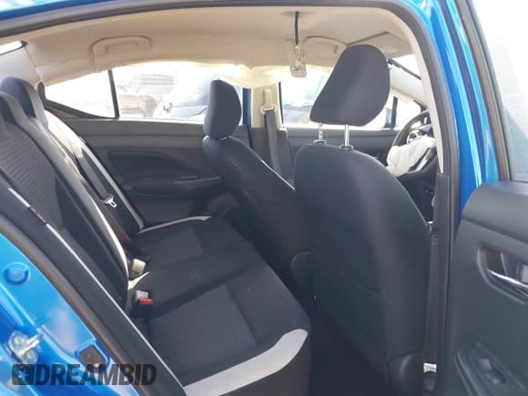 ✅ 2022 Nissan Versa SV • VIN: 3N1CN8EV4NL860126 • Lot: 42626292. Listed on IAAI with 51,514 mi. Free auction sales archive from the USA and detailed vehicle history report at DreamBid. Image 8.