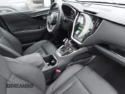 ✅ 2024 Subaru Outback Touring • VIN: 4S4BTAPC3R3204269 • Lot: 41923253. Wystawiony na IAAI z przebiegiem 12 059 mil. Bezpłatny archiwum sprzedaży aukcyjnych z USA i szczegółowy raport historii pojazdu na DreamBid. Zdjęcie 5.