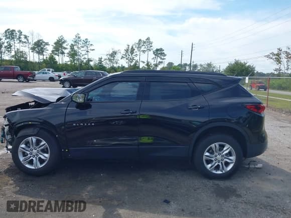 ✅ 2021 Chevrolet Blazer LT • VIN: 3GNKBCR40MS526564 • Lot: 43242379. Listed on IAAI with 86,649 mi. Free auction sales archive from the USA and detailed vehicle history report at DreamBid. Image 14.