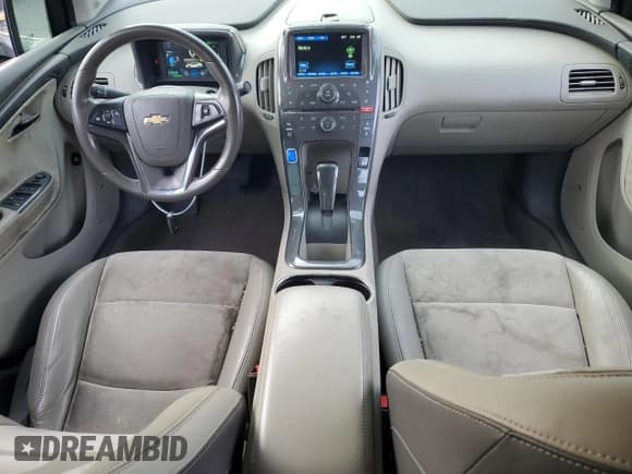 ✅ 2014 Chevrolet Volt • VIN: 1G1RF6E46EU146741 • Lot: 78721474. Wystawiony na Copart z przebiegiem 141 141 mil. Bezpłatny archiwum sprzedaży aukcyjnych z USA i szczegółowy raport historii pojazdu na DreamBid. Zdjęcie 8.