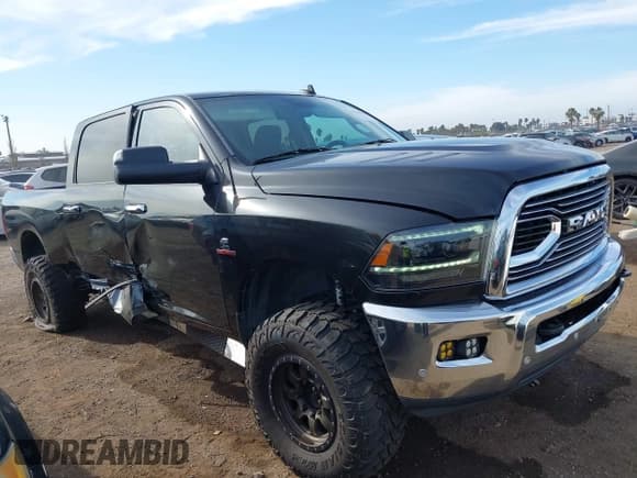 ✅ 2017 Ram 2500 SLT • VIN: 3C6UR5DL9HG630574 • Лот: 41143462. Опубликован ранее на IAAI с пробегом 90 101 миль. Бесплатный доступ к архиву аукционных продаж из США и подробный отчёт об истории автомобиля на DreamBid. Изображение 14.